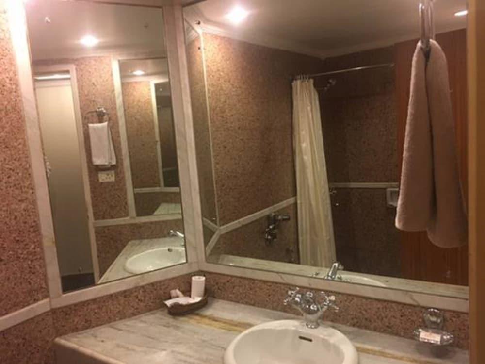 Amarpreet, Chhatrapati Sambhajinagar - Am Hotel Kollection Aurangabad  Buitenkant foto