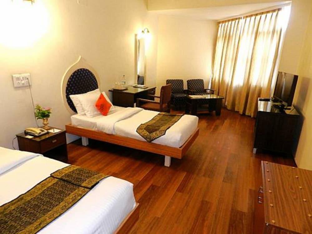 Amarpreet, Chhatrapati Sambhajinagar - Am Hotel Kollection Aurangabad  Buitenkant foto