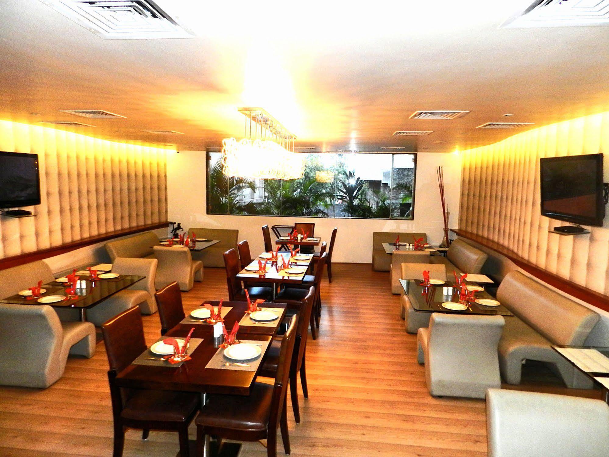 Amarpreet, Chhatrapati Sambhajinagar - Am Hotel Kollection Aurangabad  Restaurant foto